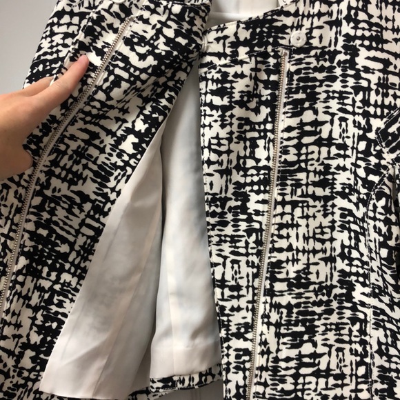 Kenneth Cole black & white cape style jacket - Picture 5 of 7